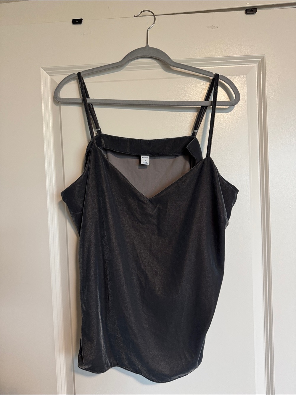 Black Velvet V-Neck Spaghetti Strap Cami Top